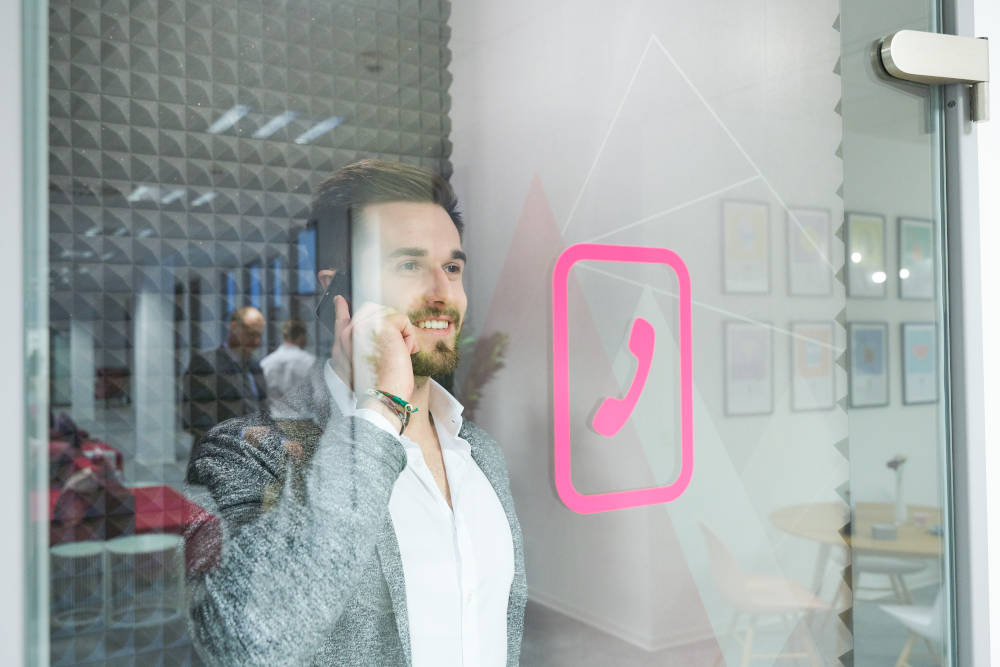 Keine Panik, wenn es klingelt: Angst vorm Telefonieren überwinden