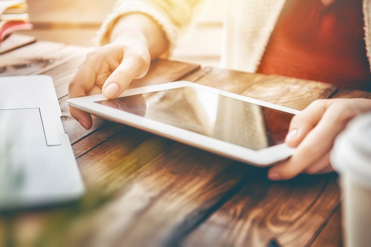 Digitales Büro – In 6 Schritten zu weniger Papier und mehr Effizienz