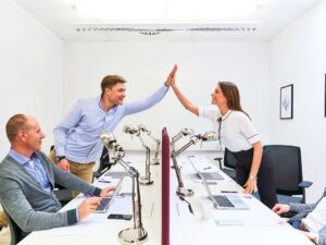 Mitarbeiter motivieren – 5 Tipps für mehr Power im Büro